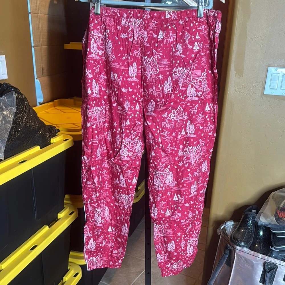 Victorias Secret chic red